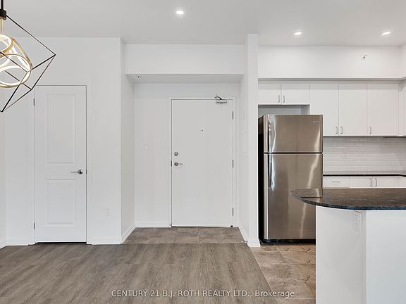 3rd image of 302 Essa Rd #403