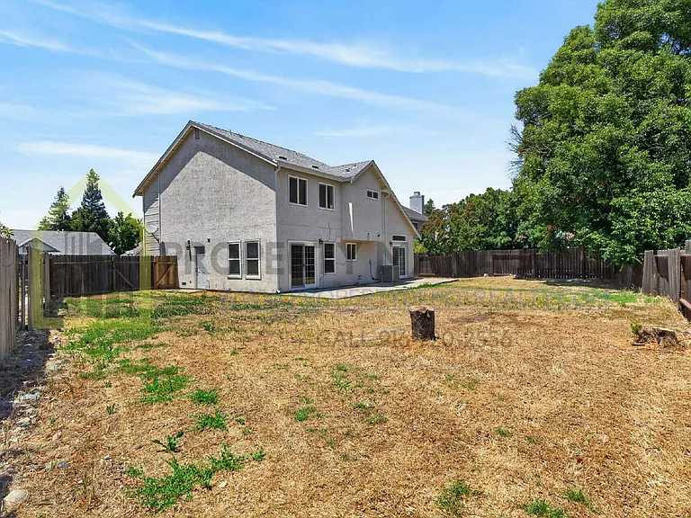 9013 Figtree Ct — Photo 47