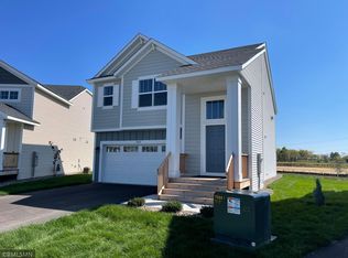 10281 Greenway Cir S, Cottage Grove, MN 55016