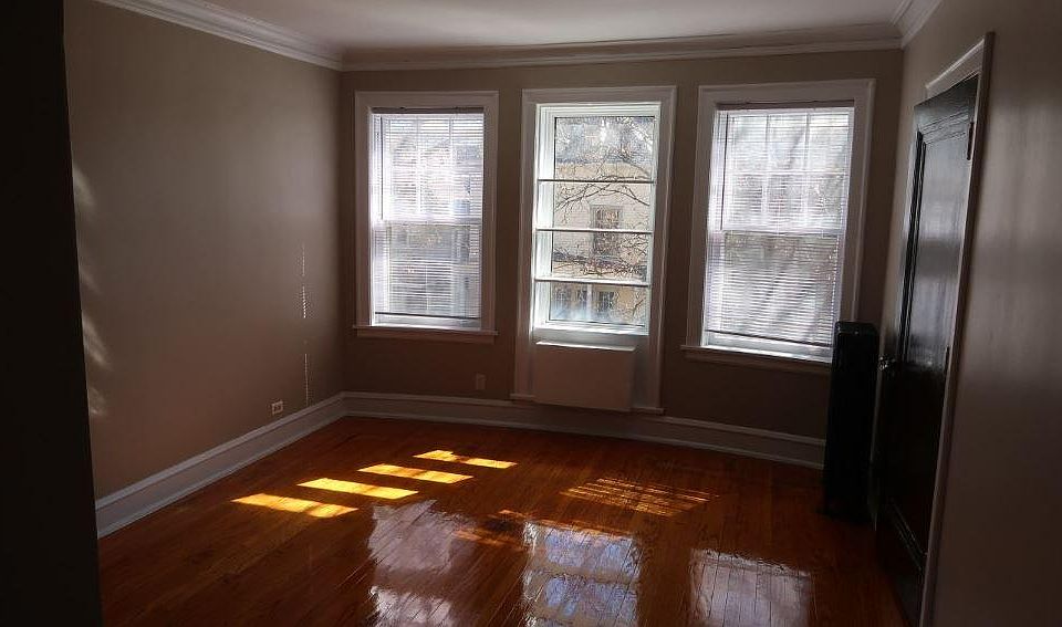 1st image of 1458 W Highland Ave #2