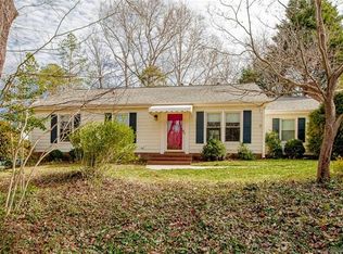 7920 Surreywood Pl, Charlotte, NC 28270