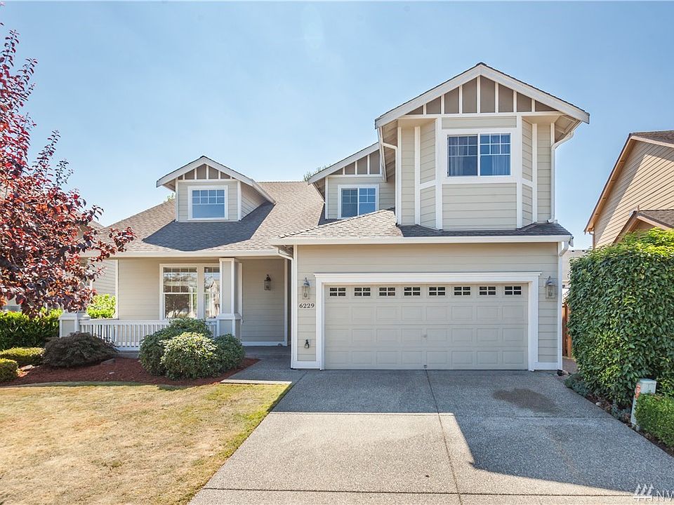 Lovely home on a family-friendly cul-de-sac
