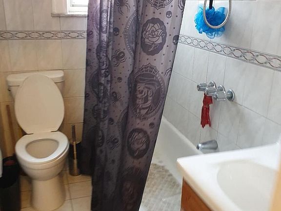 4th image of 23-03 43rd St #10