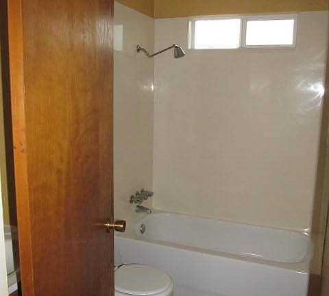 3rd image of 4636 W Whitton Ave