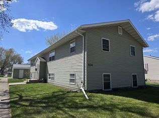 824 S 10th St APT 2, Grand Forks, ND 58201