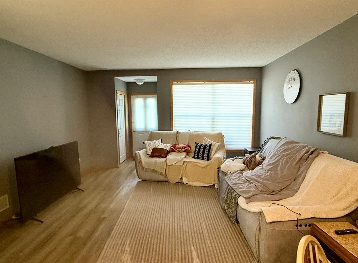 2 bed, 1234 sqft, $1,920 — Photo 4