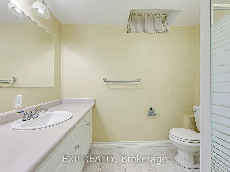 2407 Stefi Trl — Photo 31