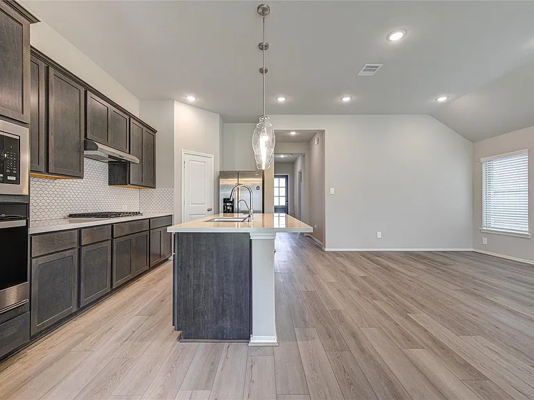 9624 Mount Brewer Ln — Photo 28