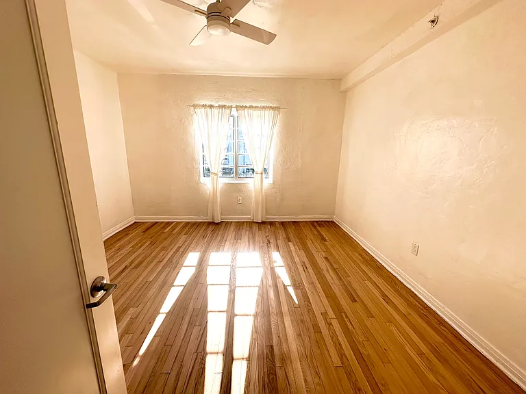 1534 Euclid Ave #D — Photo 11