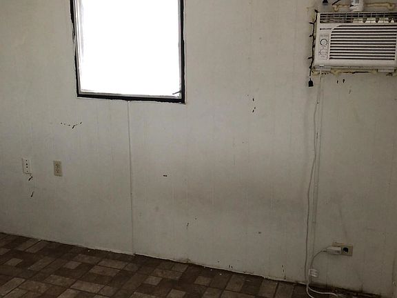 4th image of 2703 E Saguaro Dr