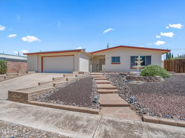 9327 E Hermosa Hills Dr, Tucson, AZ 85710