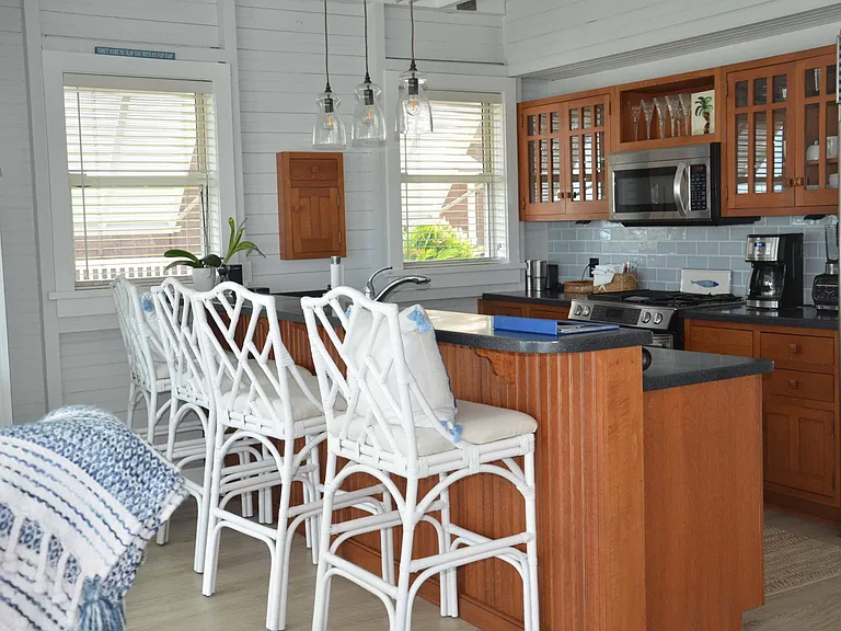 704 Ocean Front — Photo 39
