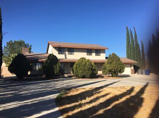 702 W Ave S, Palmdale, CA 93551