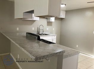 2186 Pacific Ave #F, Costa Mesa, CA 92627