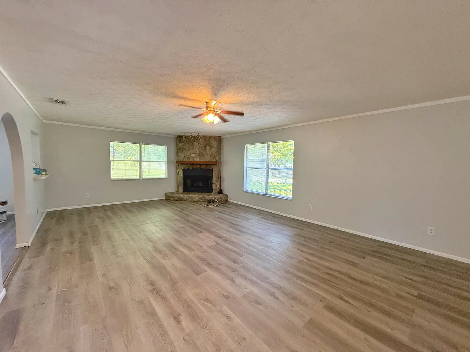 2 bed, 2.0 bath, 1560 sqft, $1,675 — Photo 2
