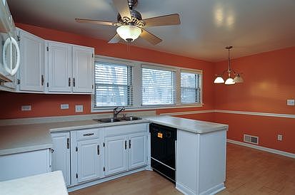 3rd image of 2841 W Bonnie Brook Ln