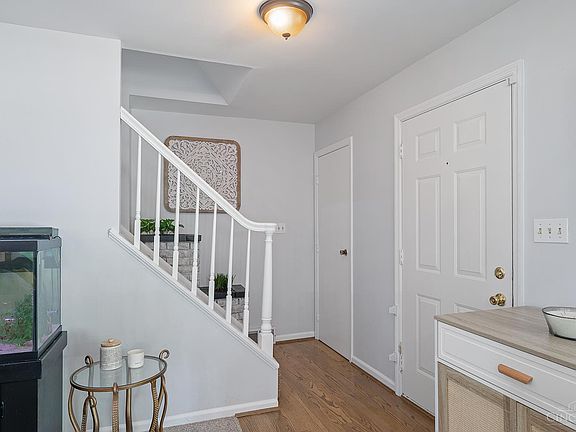 4th image of 441 N Sands Ave