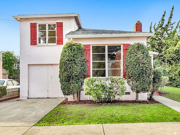3rd image of 2755 Barry Pl