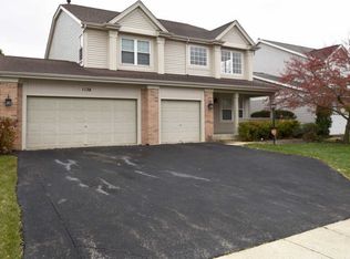 1138 Hadley Cir, Gurnee, IL 60031