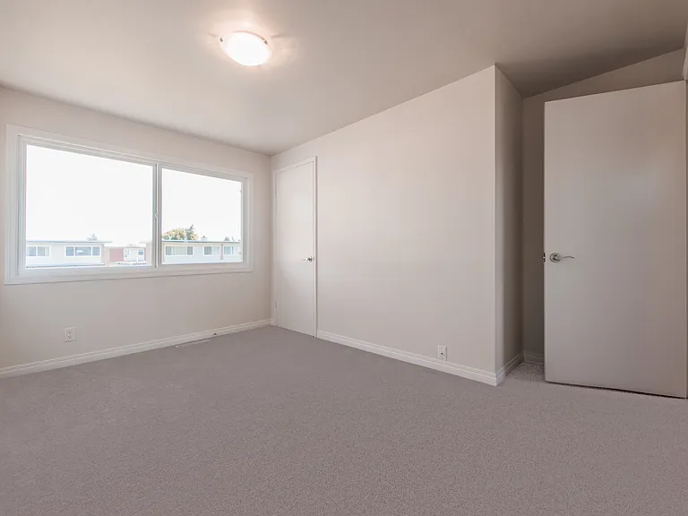 10211 Princess Elizabeth Ave NW — Photo 17