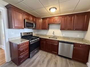 476 Locust St, Fall River, MA 02720