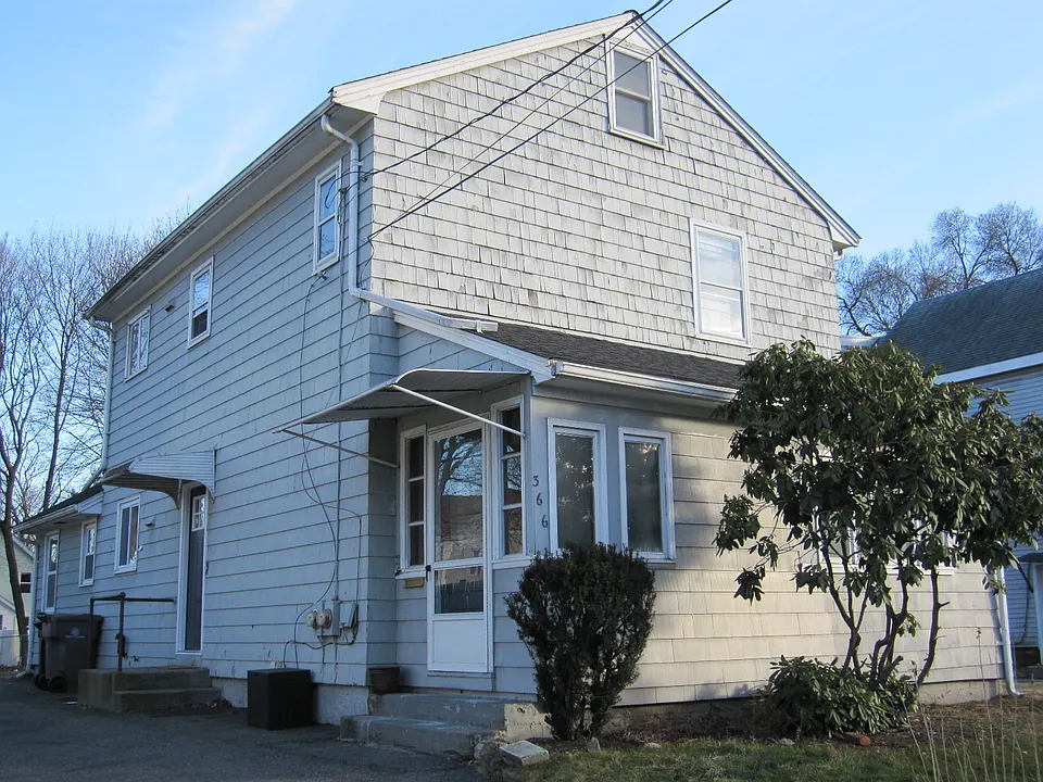 366 Hollis St #2