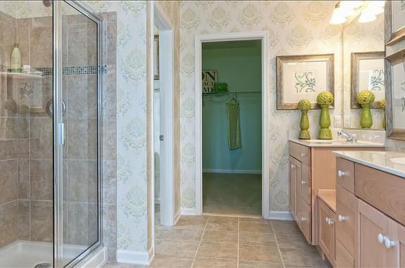 Owner's Bathroom