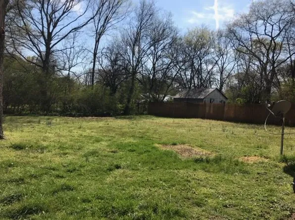 1003 Adair Ave, Columbia, TN 38401