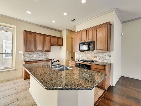 5th image of 1152 Spanish Moss Dr