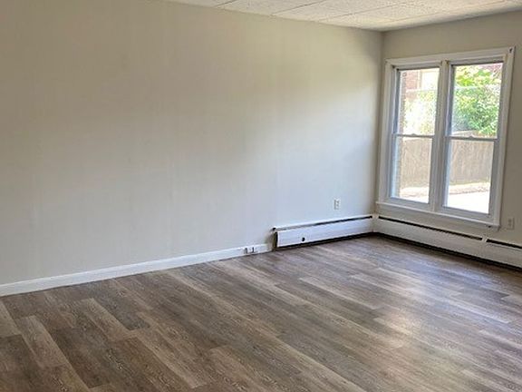 3rd image of 57 Walnut St Unit 101