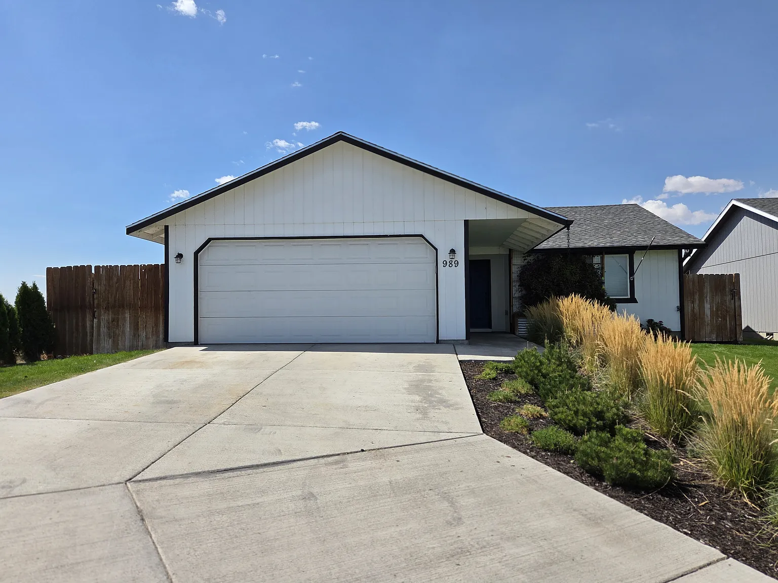 3 bed, 1260 sqft, $2,000 — Photo 3
