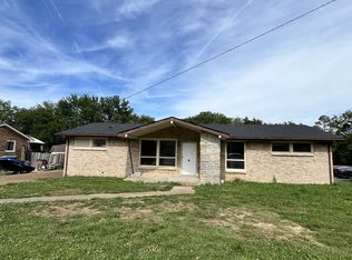 2808 Creekview Dr, Nashville, TN 37217
