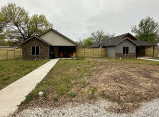 306 Forest St, Webb City, MO 64870