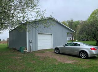 11260 Old Barn Trl, Eaton Rapids, MI 48827