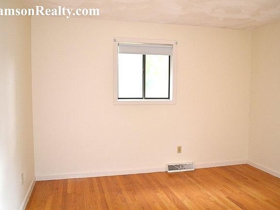 2nd image of 68 Birchwood Ln