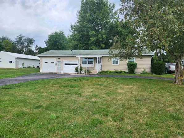710 N Union St, Pennville, IN 47369
