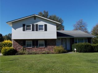 1511 Winterhaven Ave, Ashtabula, OH 44004