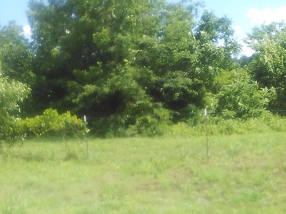 2nd image of 765 J Bar J Cir