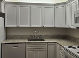 1108 Green Pine Blvd APT E3, West Palm Beach, FL 33409