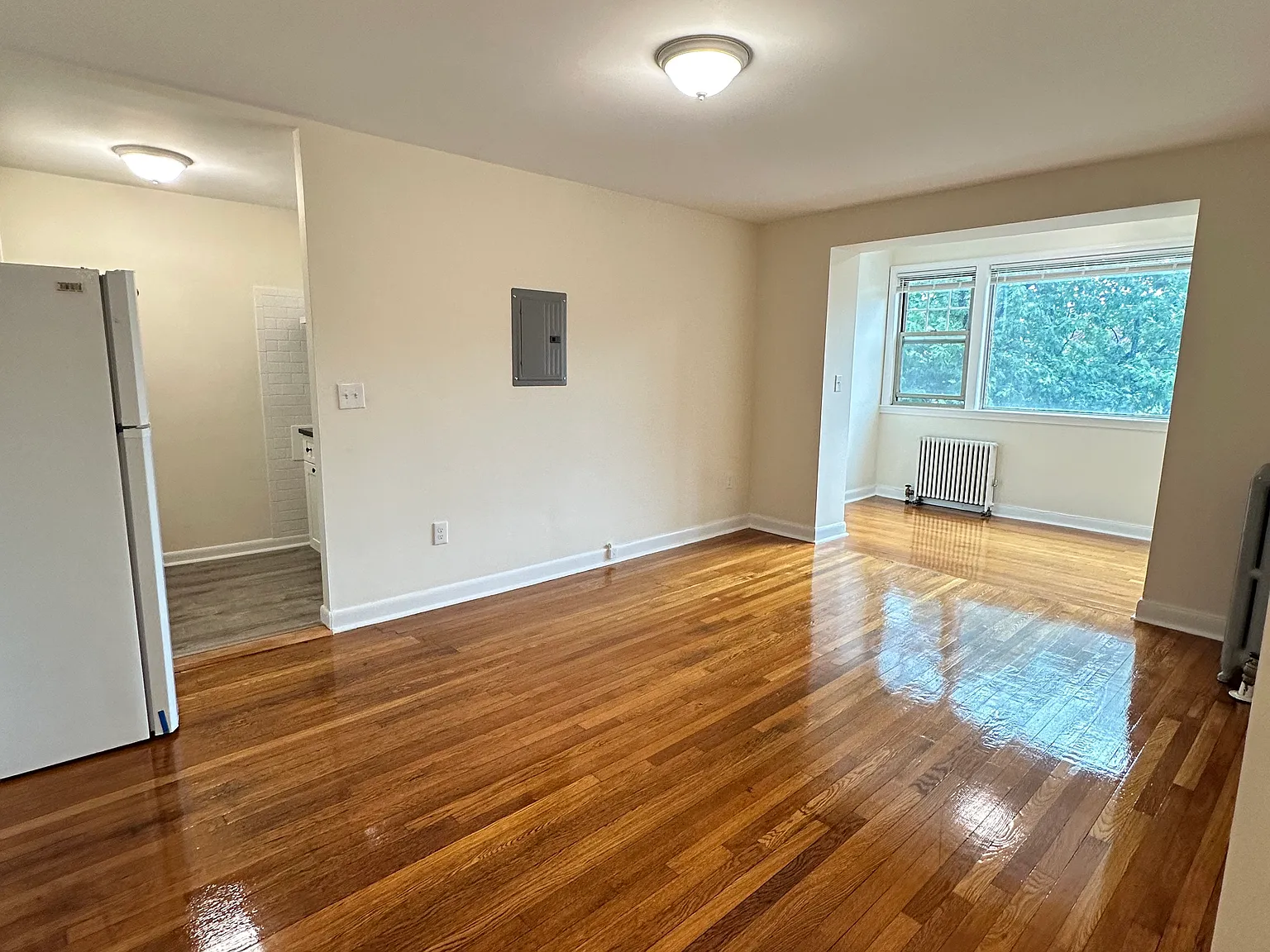 1 bed, $2,700 — Photo 4