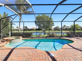 28085 Wicklow Ct, Bonita Springs, FL 34135