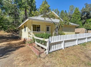 19205 Geisendorfer Rd, Applegate, CA 95703