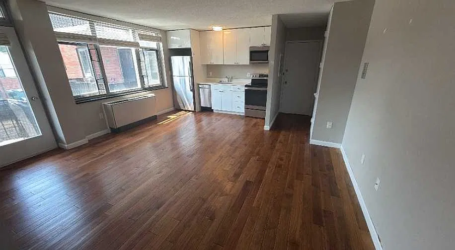 1 bed, $2,100 — Photo 4