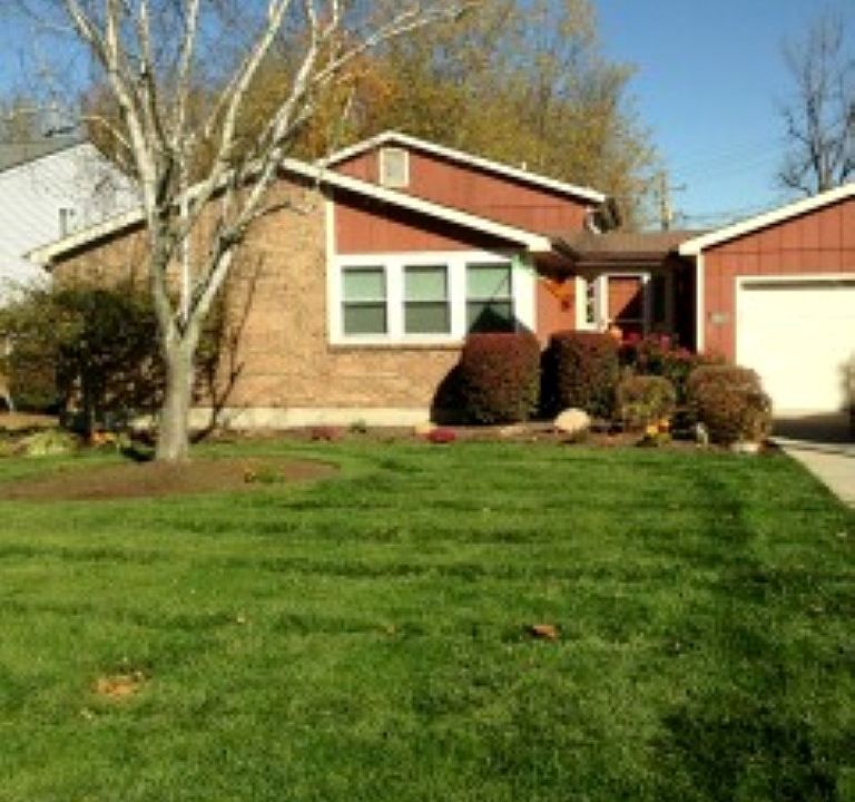 1st image of 2164 Broadhurst Ave