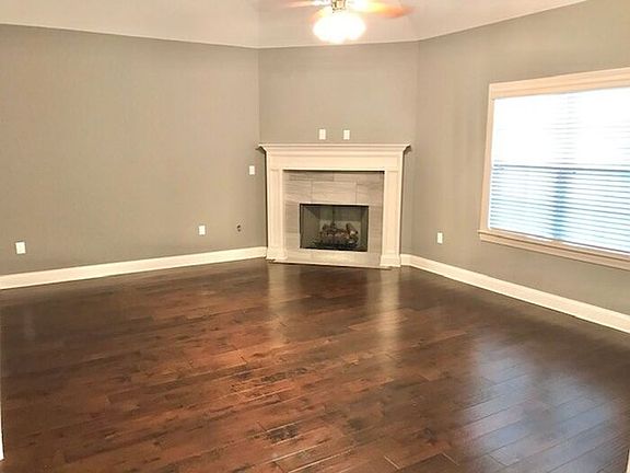 2nd image of 5385 Riverstone Dr