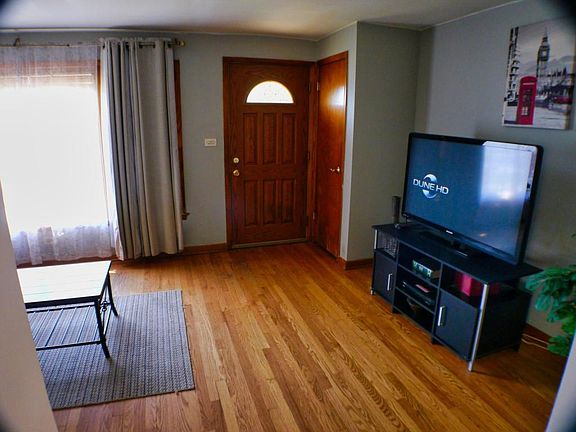 3rd image of 7739 Laramie Ave