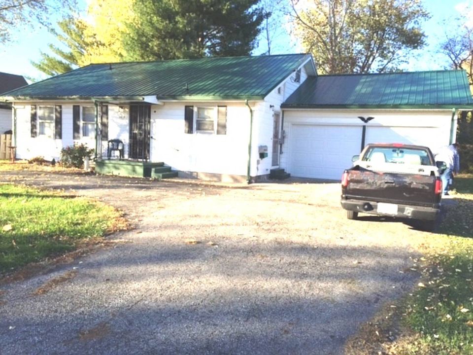 1st image of 309 E Adams St