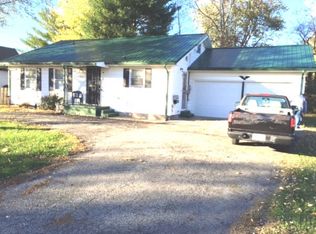 309 E Adams St, Rushville, IL 62681