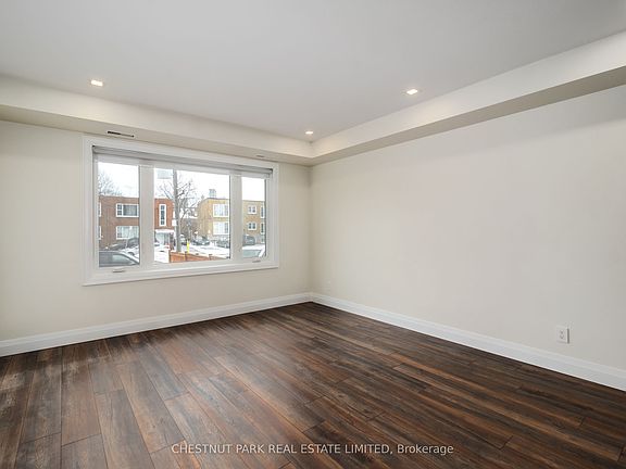 5th image of 38 Penhurst Ave #3