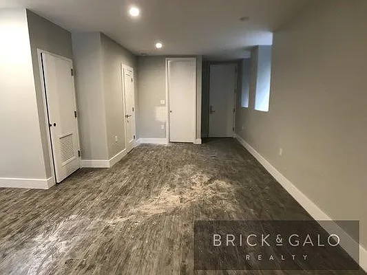 Rented by BRICK & GALO REALTY CORP | media 48